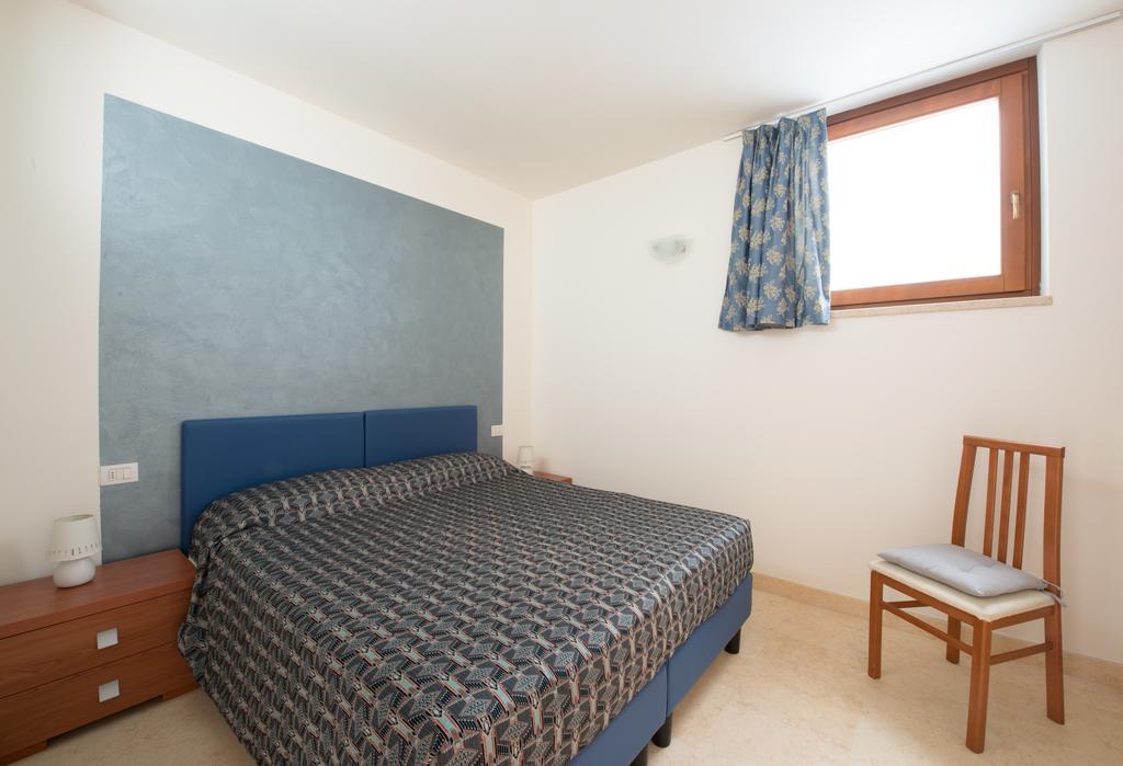 ברנצונה סול גארדה Villa Due Leoni - Residence מראה חיצוני תמונה